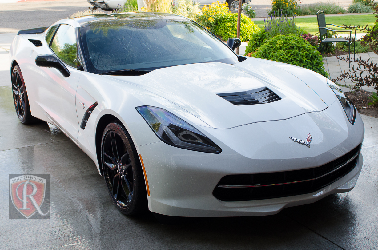 Corvette stingray with Cquartz Finest applied.